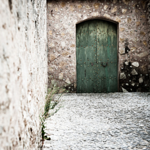 Tuer in der Mauer (entsaettigt)<br>offene edition Tuer in der Mauer (entsaettigt) - PHOTOGALERIE WIESBADEN - im süden - fenster und türen