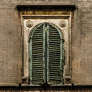 altes Fenster<br>offene edition altes Fenster - PHOTOGALERIE WIESBADEN - im süden - fenster und türen