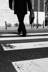 zebrastreifen - klingholzstr. (sw)<br>offene edition zebrastreifen - klingholzstr. (sw) - PHOTOGALERIE WIESBADEN - wiesbaden - impressionen 3